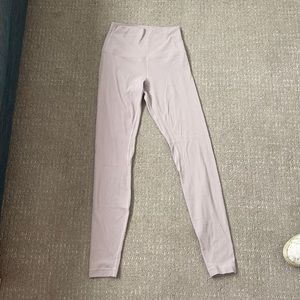light pink, lulu lemon leggings